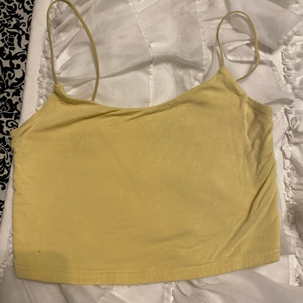 Pacsun yellow crop